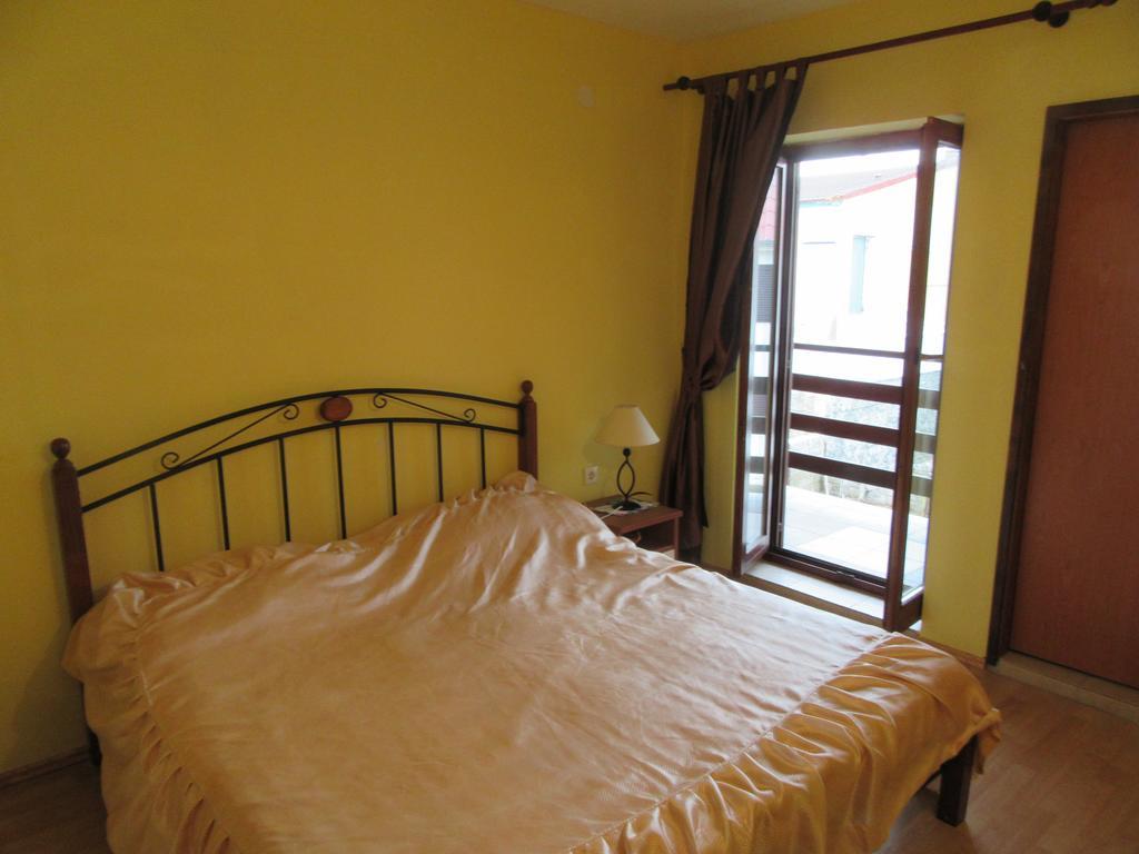 Apartments Leon Ражанац Экстерьер фото
