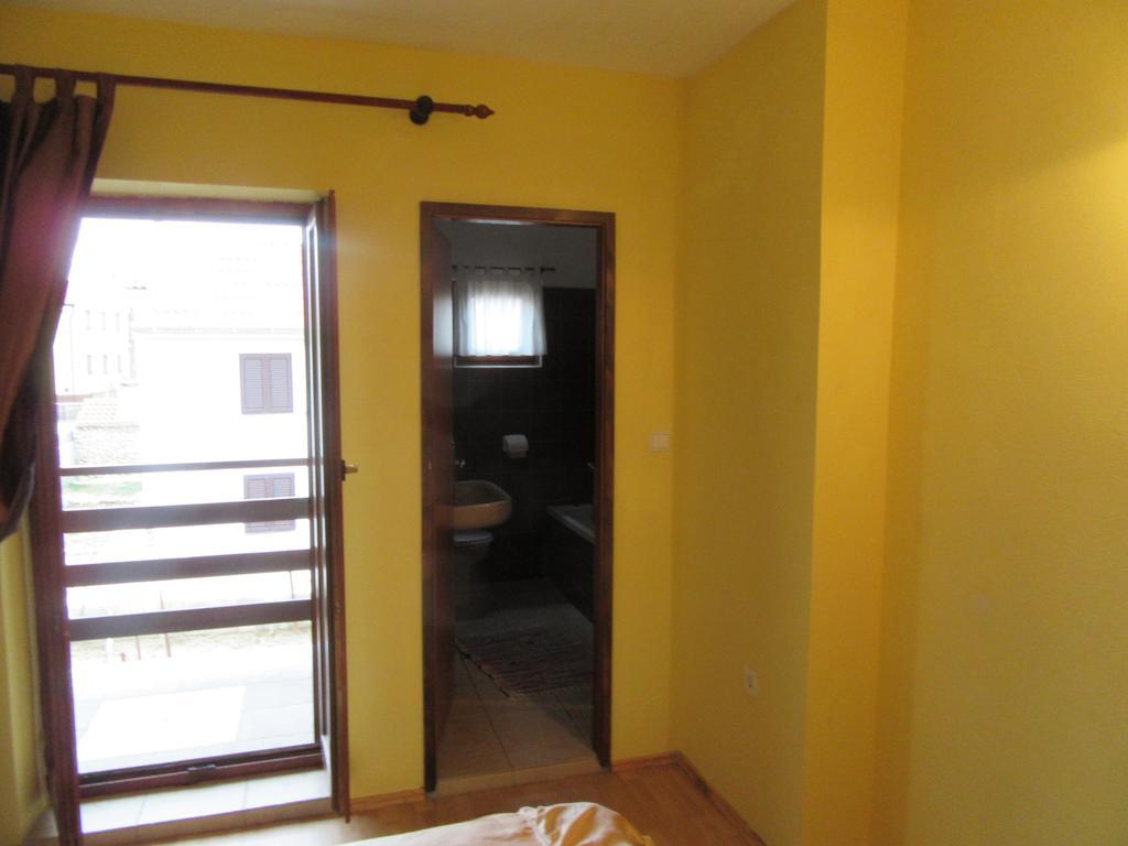 Apartments Leon Ражанац Экстерьер фото
